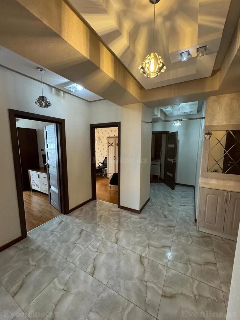 Satılır 4 otaqlı Mənzil Yeni tikili 148 m² 9-cu mikrorayon - şəkil 5