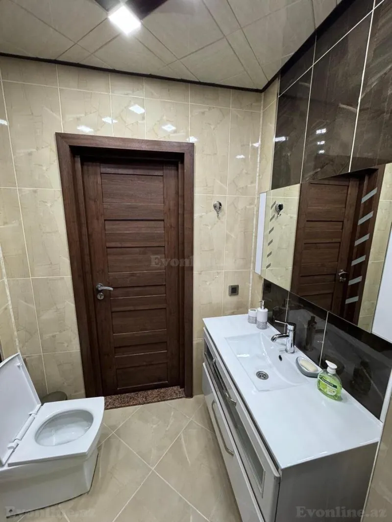 Satılır 4 otaqlı Mənzil Yeni tikili 148 m² 9-cu mikrorayon - şəkil 9