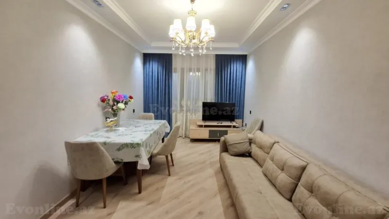 Satılır 3 otaqlı Mənzil Köhnə tikili 90 m² 8-ci mikrorayon