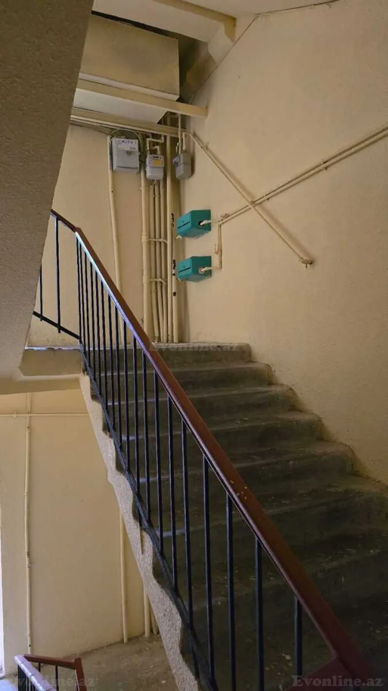 Satılır 2 otaqlı Mənzil Köhnə tikili 40 m² Yeni Yasamal - şəkil 7