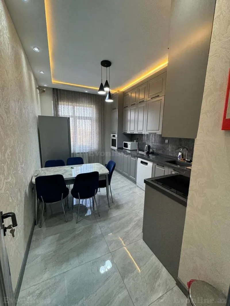 Satılır 3 otaqlı Mənzil Yeni tikili 150 m² Sahil m. - şəkil 8