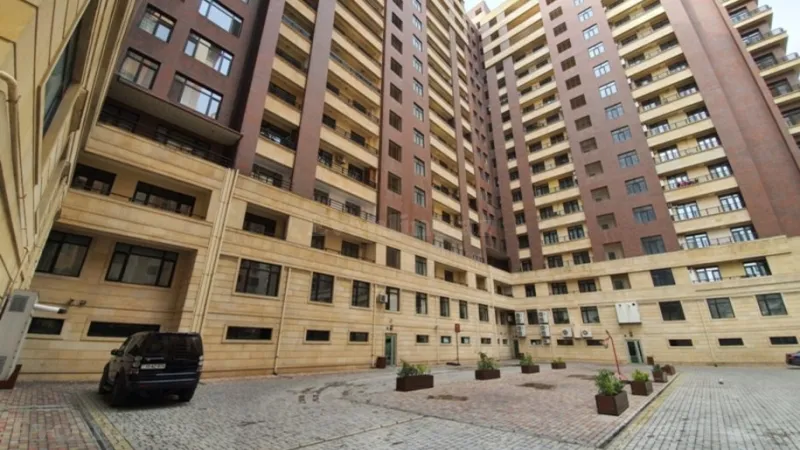 Kirayə verilir 3 otaqlı Mənzil Yeni tikili 155 m² Xətai m. - şəkil 5