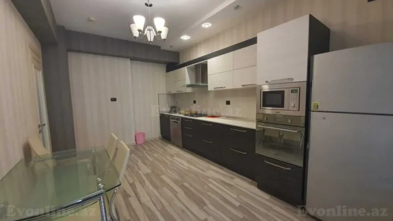 Kirayə verilir 3 otaqlı Mənzil Yeni tikili 155 m² Xətai m. - şəkil 16
