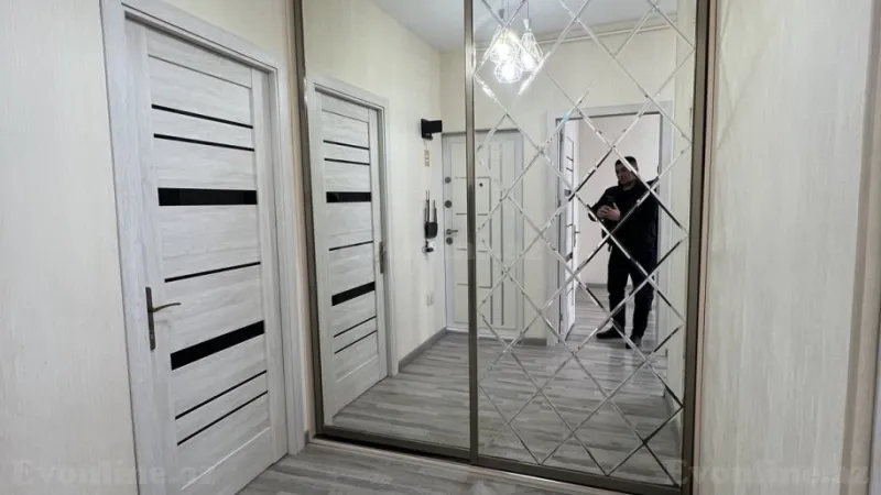 Satılır 2 otaqlı Mənzil Köhnə tikili 65 m² 9-cu mikrorayon - şəkil 7