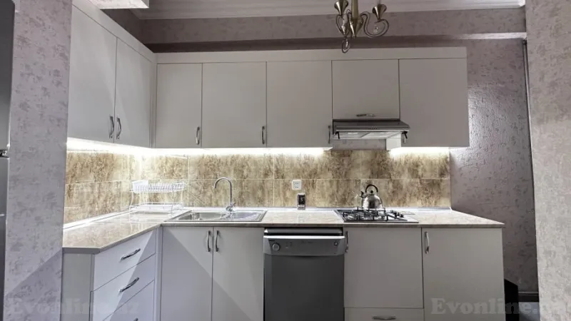 Kirayə verilir 2 otaqlı Mənzil Yeni tikili 50 m² 28 May m. - şəkil 3