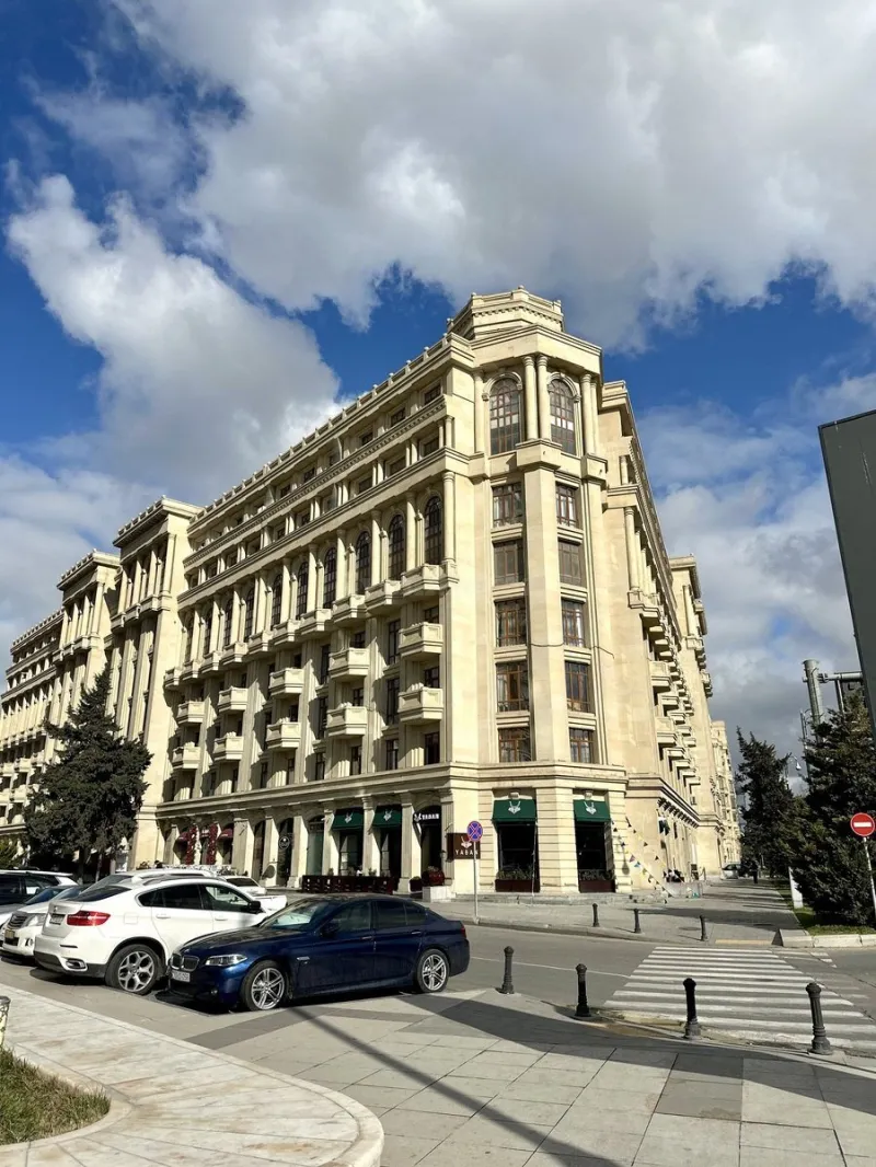 Satılır 4 otaqlı Mənzil Köhnə tikili 110 m² Nəriman Nərimanov m.