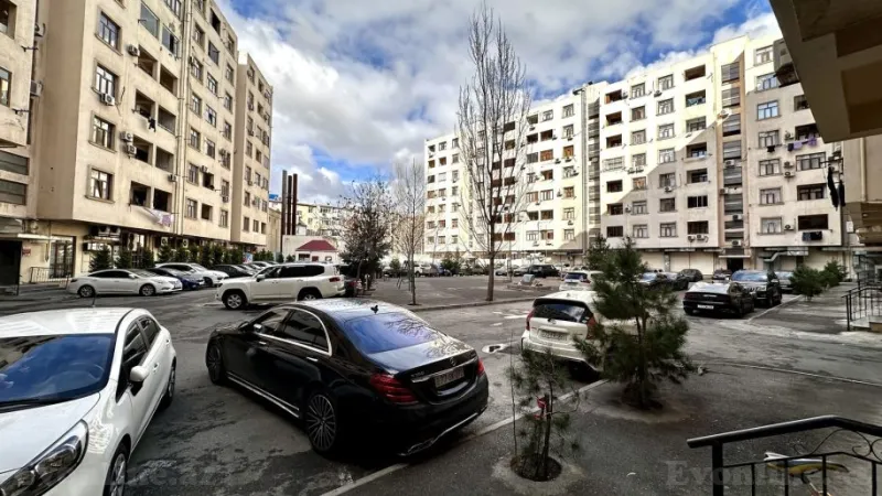 Satılır 4 otaqlı Mənzil Köhnə tikili 110 m² Nəriman Nərimanov m. - şəkil 3