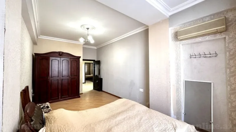 Satılır 4 otaqlı Mənzil Köhnə tikili 110 m² Nəriman Nərimanov m. - şəkil 6