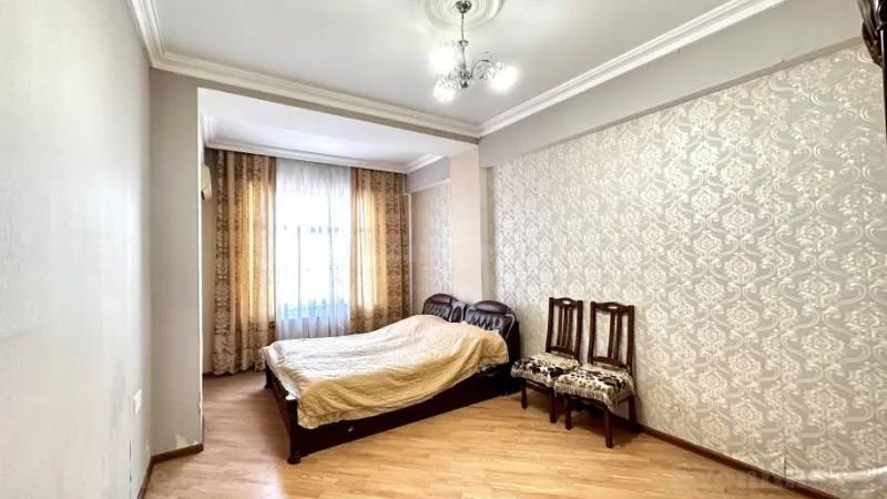 Satılır 4 otaqlı Mənzil Köhnə tikili 110 m² Nəriman Nərimanov m. - şəkil 8