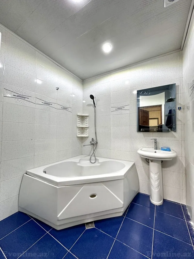 Satılır 4 otaqlı Mənzil Köhnə tikili 110 m² Nəriman Nərimanov m. - şəkil 16