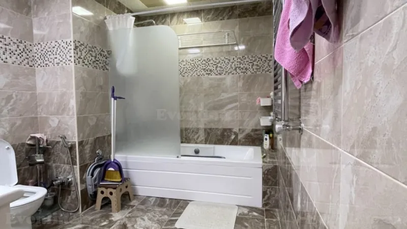 Satılır 2 otaqlı Mənzil Yeni tikili 100 m² Bayıl - şəkil 4