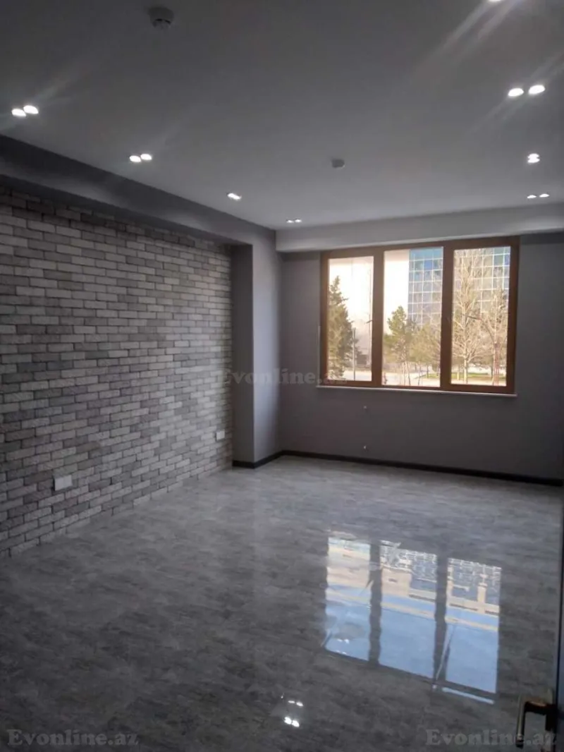 Kirayə verilir Obyekt 215 m² 8-ci mikrorayon