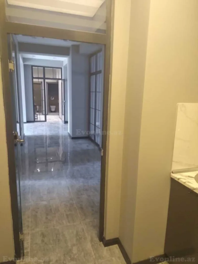 Kirayə verilir Obyekt 215 m² 8-ci mikrorayon - şəkil 14