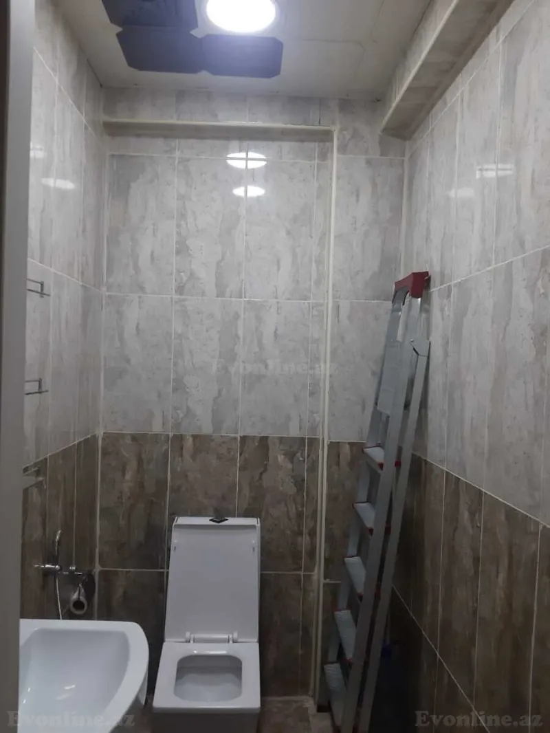 Satılır 3 otaqlı Mənzil Yeni tikili 120 m² İnşaatçılar m. - şəkil 2