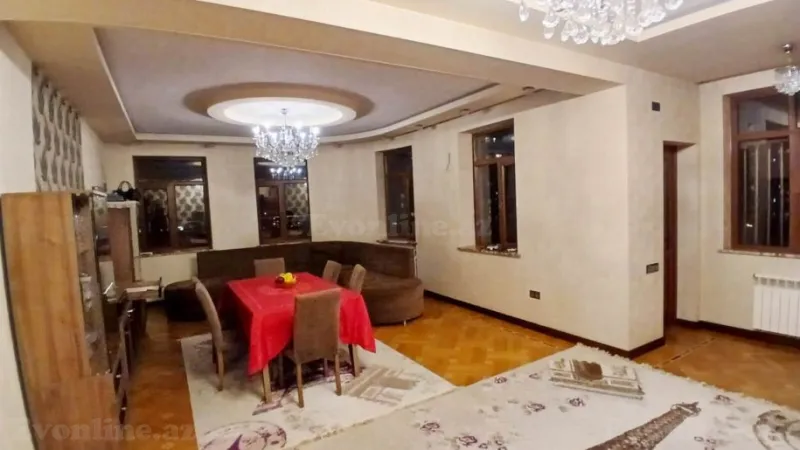 Satılır 4 otaqlı Mənzil Yeni tikili 162 m² Qara Qarayev m.