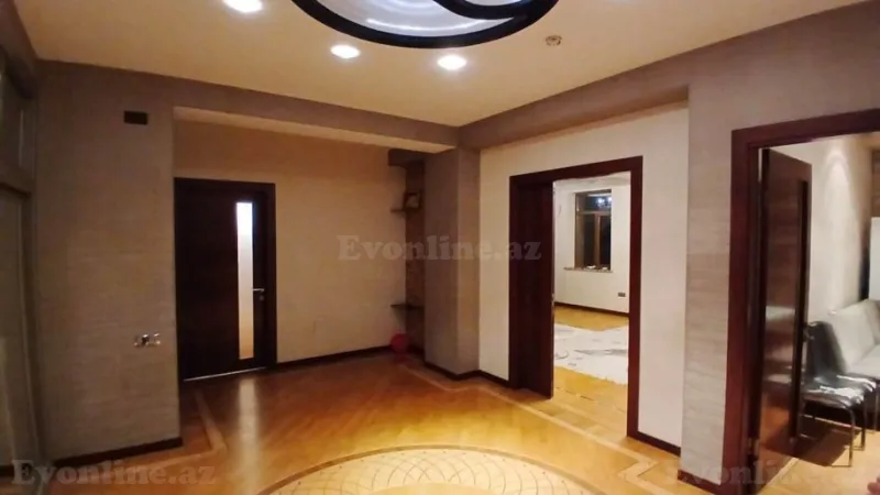 Satılır 4 otaqlı Mənzil Yeni tikili 162 m² Qara Qarayev m. - şəkil 15