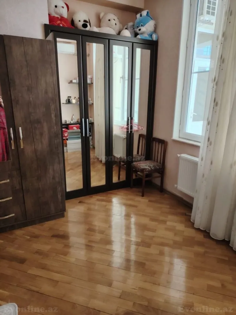 Satılır 2 otaqlı Mənzil Yeni tikili 105 m² 28 May m. - şəkil 4