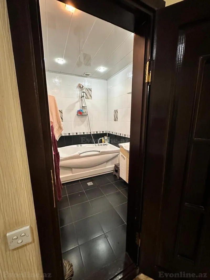 Satılır 3 otaqlı Mənzil Yeni tikili 101 m² 2-ci mikrorayon - şəkil 9