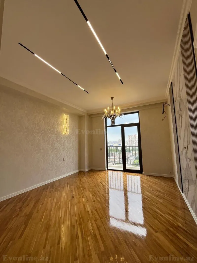 Satılır 2 otaqlı Mənzil Yeni tikili 70 m² 7-ci mikrorayon - şəkil 2
