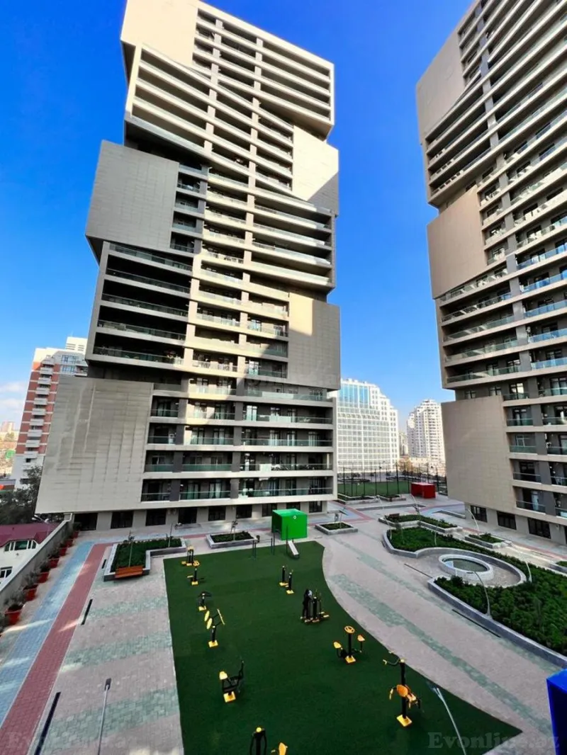 Kirayə verilir 2 otaqlı Mənzil Yeni tikili 65 m² 8 Noyabr m.