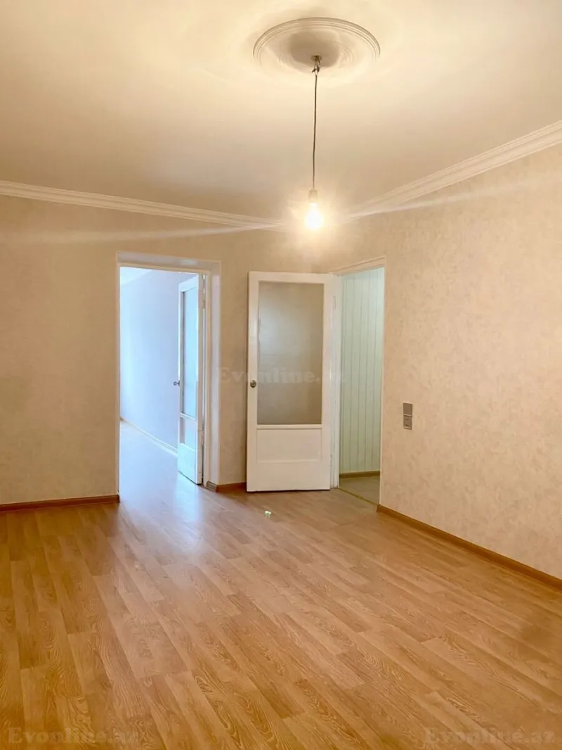 Satılır 2 otaqlı Mənzil Köhnə tikili 50 m² Yasamal r. - şəkil 11