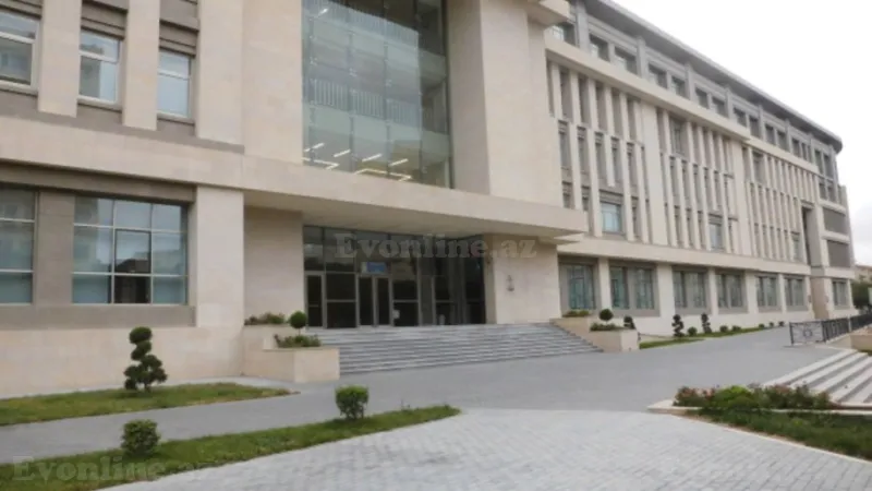 Satılır 2 otaqlı Mənzil Köhnə tikili 50 m² Yasamal r. - şəkil 18