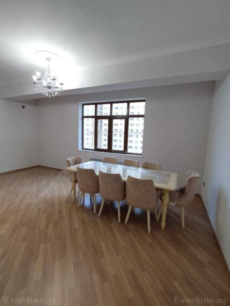 Kirayə verilir 3 otaqlı Mənzil Yeni tikili 115 m² Bayıl