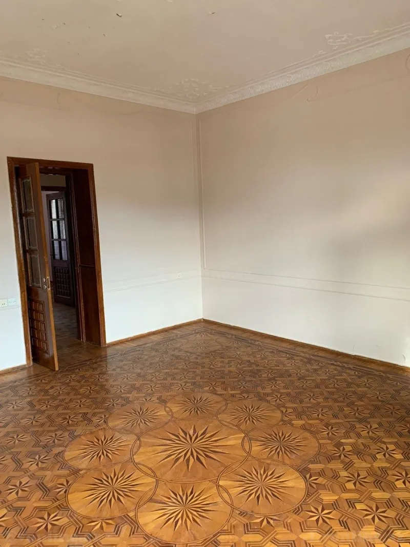 Satılır 3 otaqlı Mənzil Köhnə tikili 120 m² Sahil m. - şəkil 4