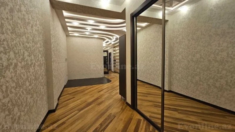 Satılır 3 otaqlı Mənzil Yeni tikili 200 m² 28 May m. - şəkil 12