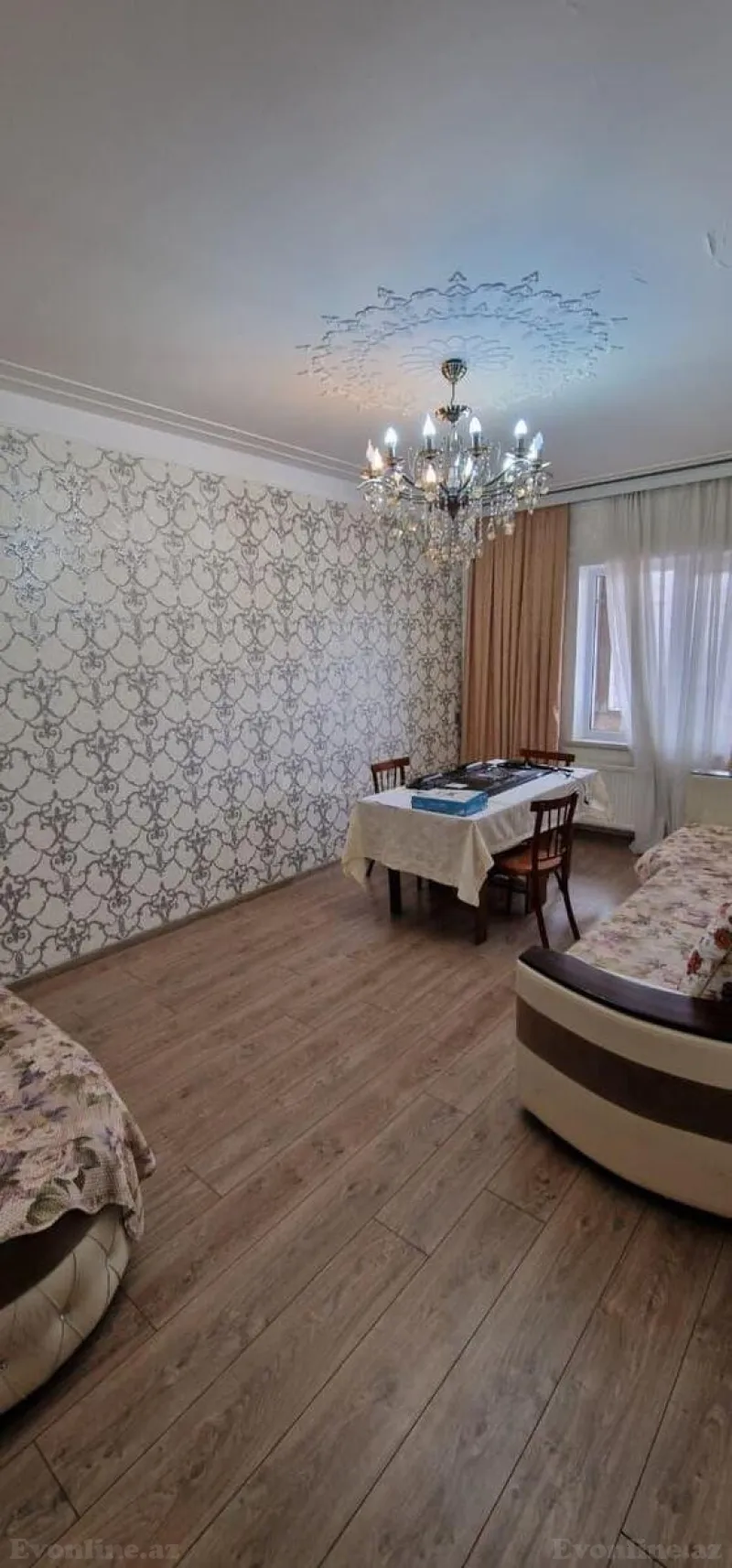 Kirayə verilir 2 otaqlı Mənzil Köhnə tikili 65 m² 6-cı mikrorayon