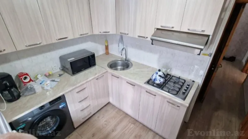 Kirayə verilir 2 otaqlı Mənzil Köhnə tikili 65 m² 6-cı mikrorayon - şəkil 3