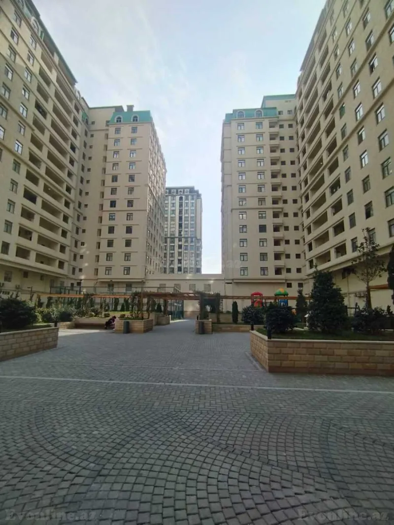 Satılır 4 otaqlı Mənzil Yeni tikili 176 m² Nərimanov r. - şəkil 2