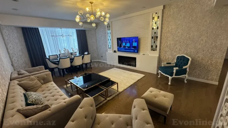 Kirayə verilir 3 otaqlı Mənzil Yeni tikili 130 m² Səbail r.