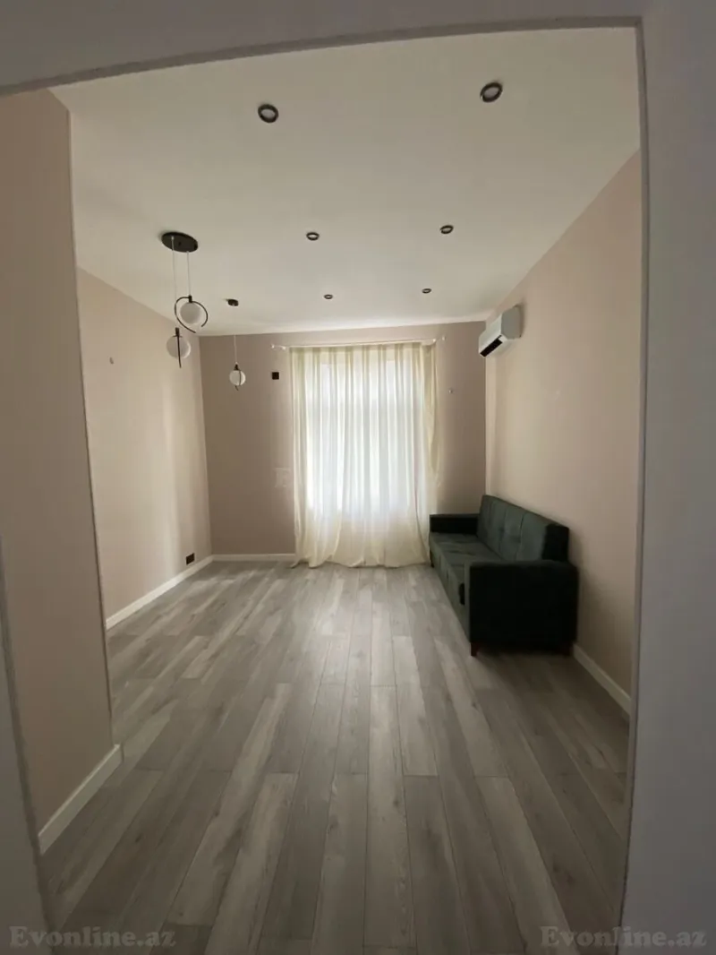Kirayə verilir 3 otaqlı Mənzil Köhnə tikili 90 m² 28 May m.