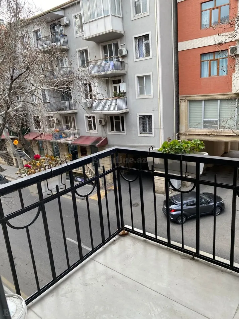 Kirayə verilir 3 otaqlı Mənzil Köhnə tikili 90 m² 28 May m. - şəkil 10