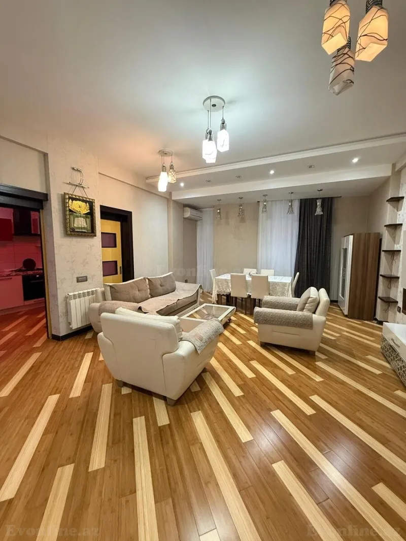 Kirayə verilir 3 otaqlı Mənzil Yeni tikili 115 m² Xətai m.