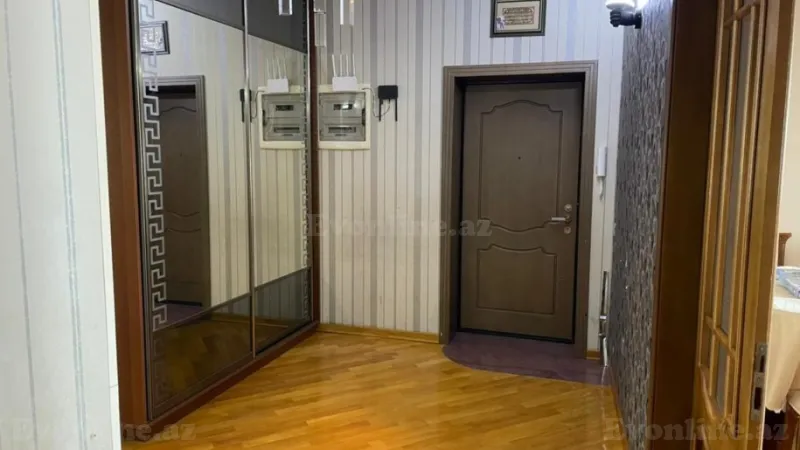 Satılır 3 otaqlı Mənzil Yeni tikili 125 m² 9-cu mikrorayon