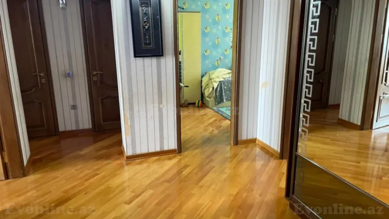 Satılır 3 otaqlı Mənzil Yeni tikili 125 m² 9-cu mikrorayon - şəkil 2