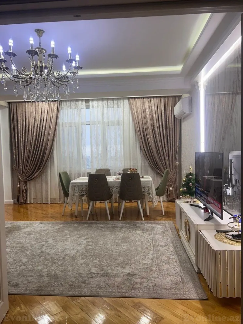Kirayə verilir 3 otaqlı Mənzil Yeni tikili 110 m² 4-cü mikrorayon
