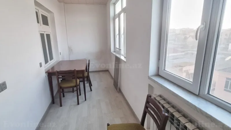 Satılır 3 otaqlı Mənzil Köhnə tikili 90 m² Gənclik m. - şəkil 2