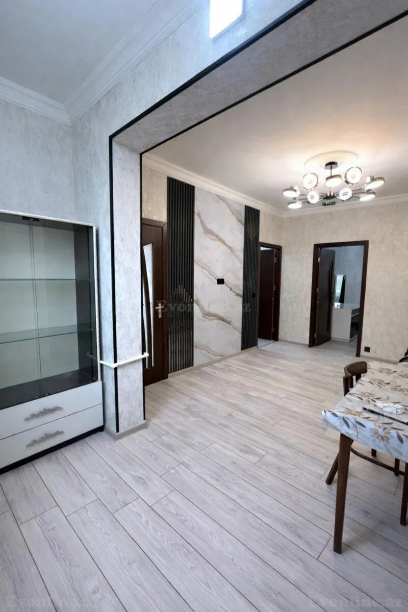 Satılır 2 otaqlı Mənzil Köhnə tikili 60 m² Memar Əcəmi m. - şəkil 3