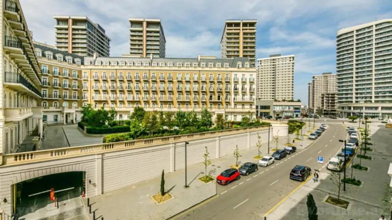 Kirayə verilir 3 otaqlı Mənzil Yeni tikili 102 m² Xətai r. - şəkil 2