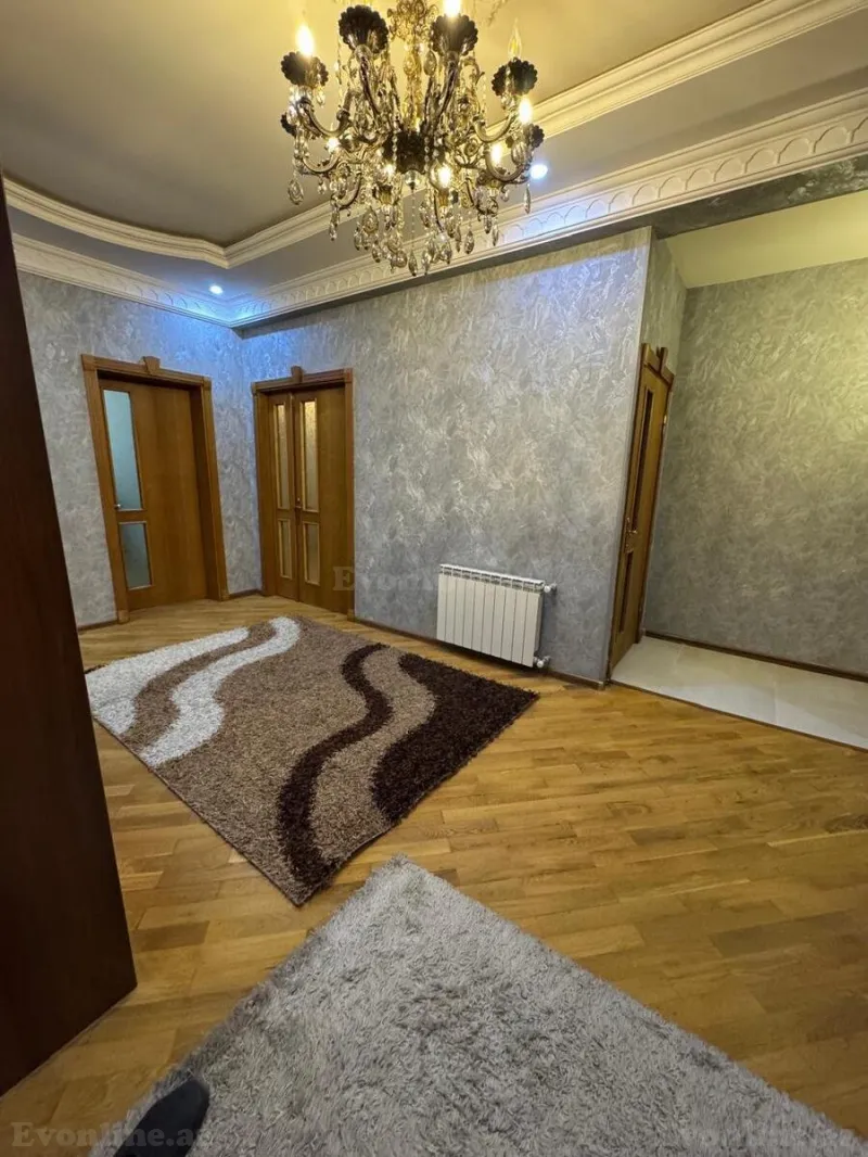 Satılır 3 otaqlı Mənzil Yeni tikili 125 m² 8 Noyabr m. - şəkil 3