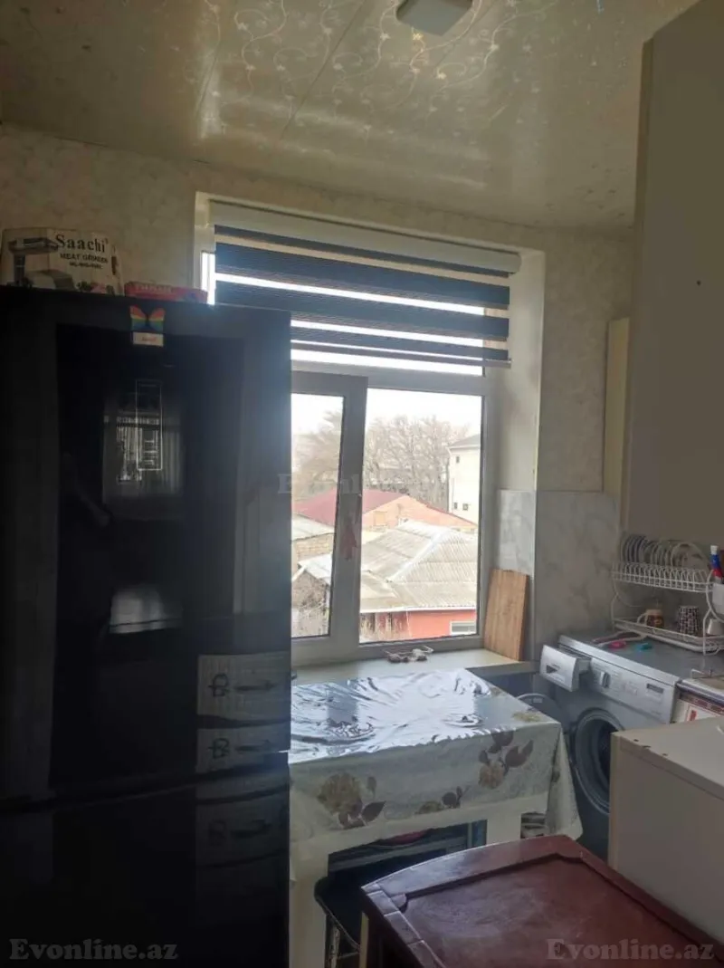 Satılır 3 otaqlı Mənzil Köhnə tikili 68 m² Lökbatan