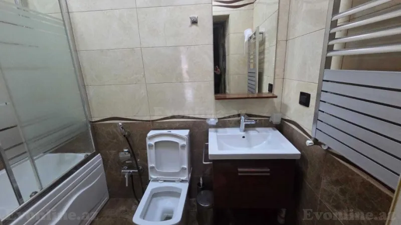 Kirayə verilir 3 otaqlı Mənzil Yeni tikili 165 m² Gənclik m. - şəkil 14