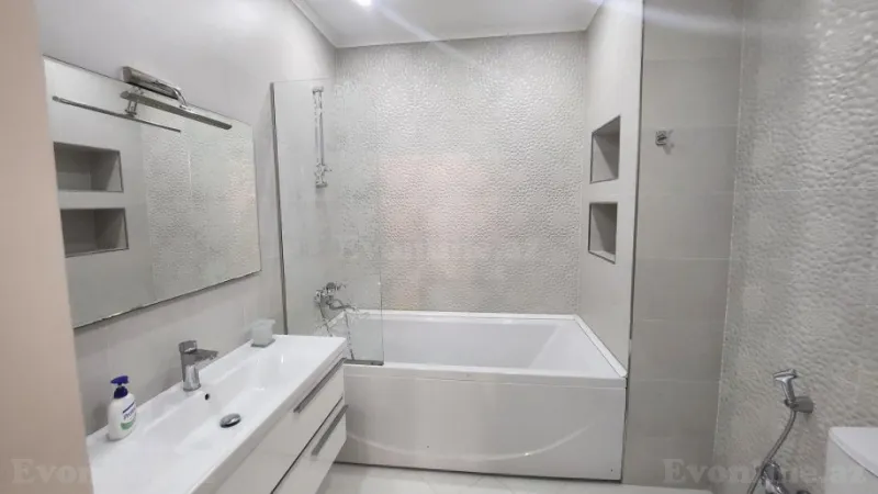 Kirayə verilir 3 otaqlı Mənzil Yeni tikili 160 m² Xətai m. - şəkil 5