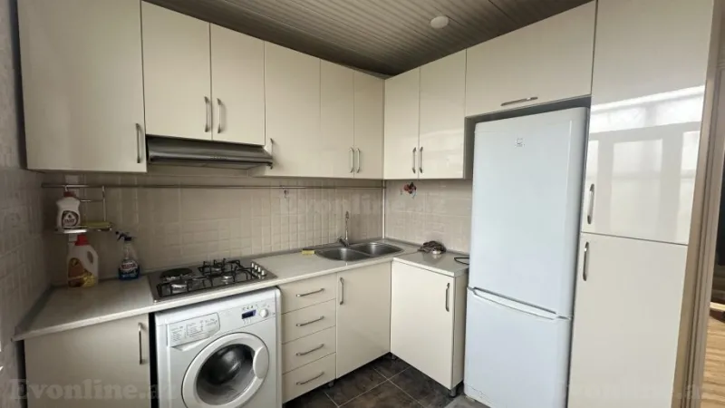 Satılır 2 otaqlı Mənzil Köhnə tikili 60 m² Suraxanı r. - şəkil 7