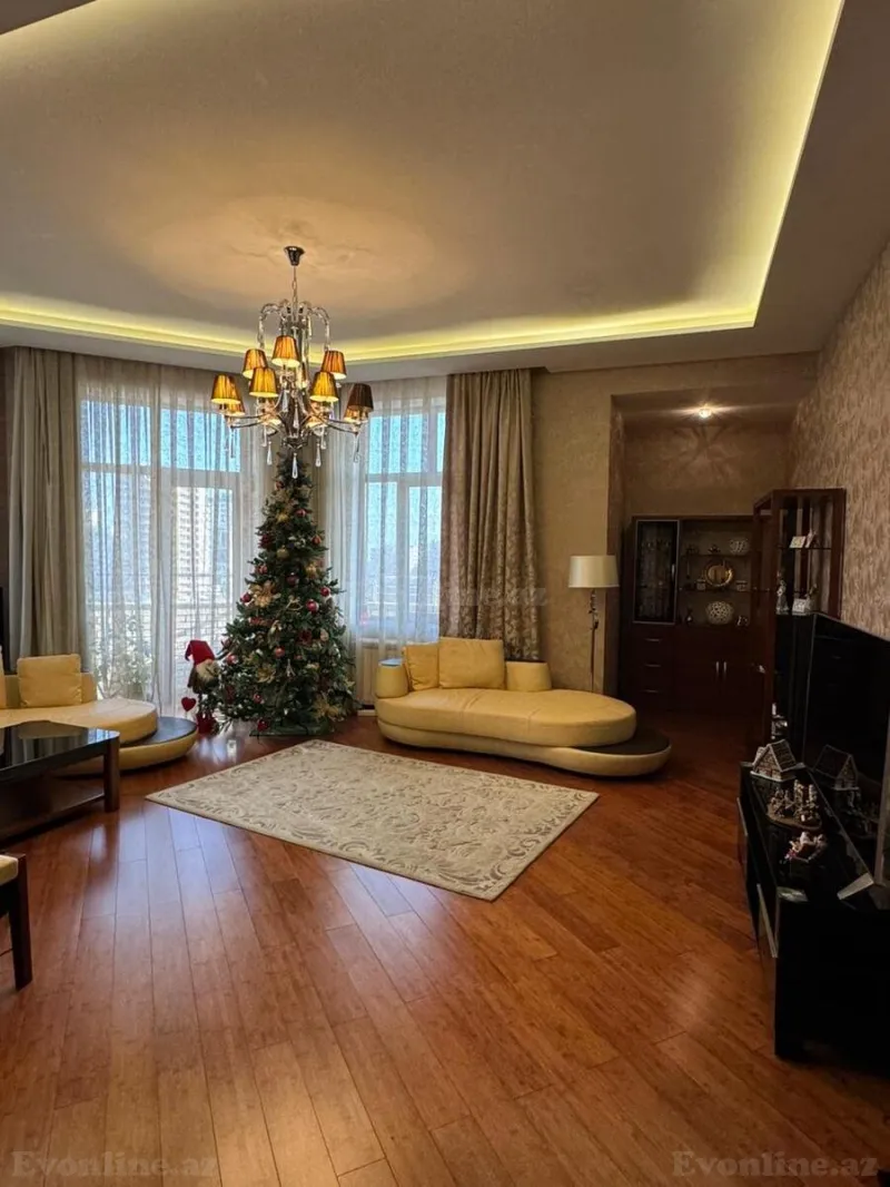 Satılır 7 otaqlı Mənzil Yeni tikili 370 m² Nizami m. - şəkil 3