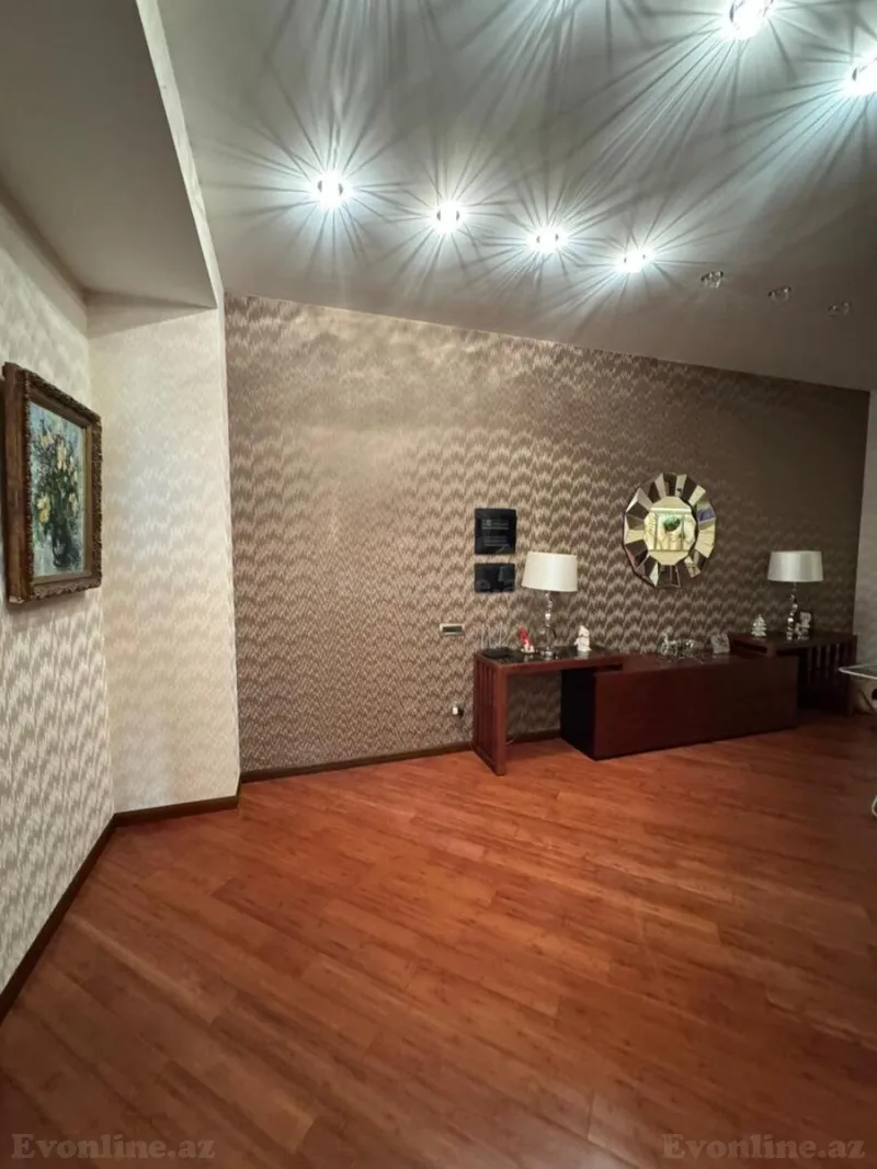 Satılır 7 otaqlı Mənzil Yeni tikili 370 m² Nizami m. - şəkil 12