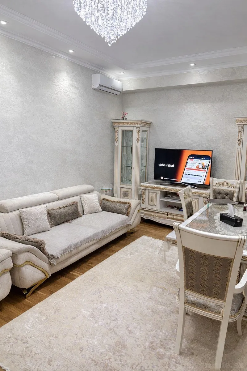 Satılır 2 otaqlı Mənzil Yeni tikili 63 m² Qara Qarayev m. - şəkil 3